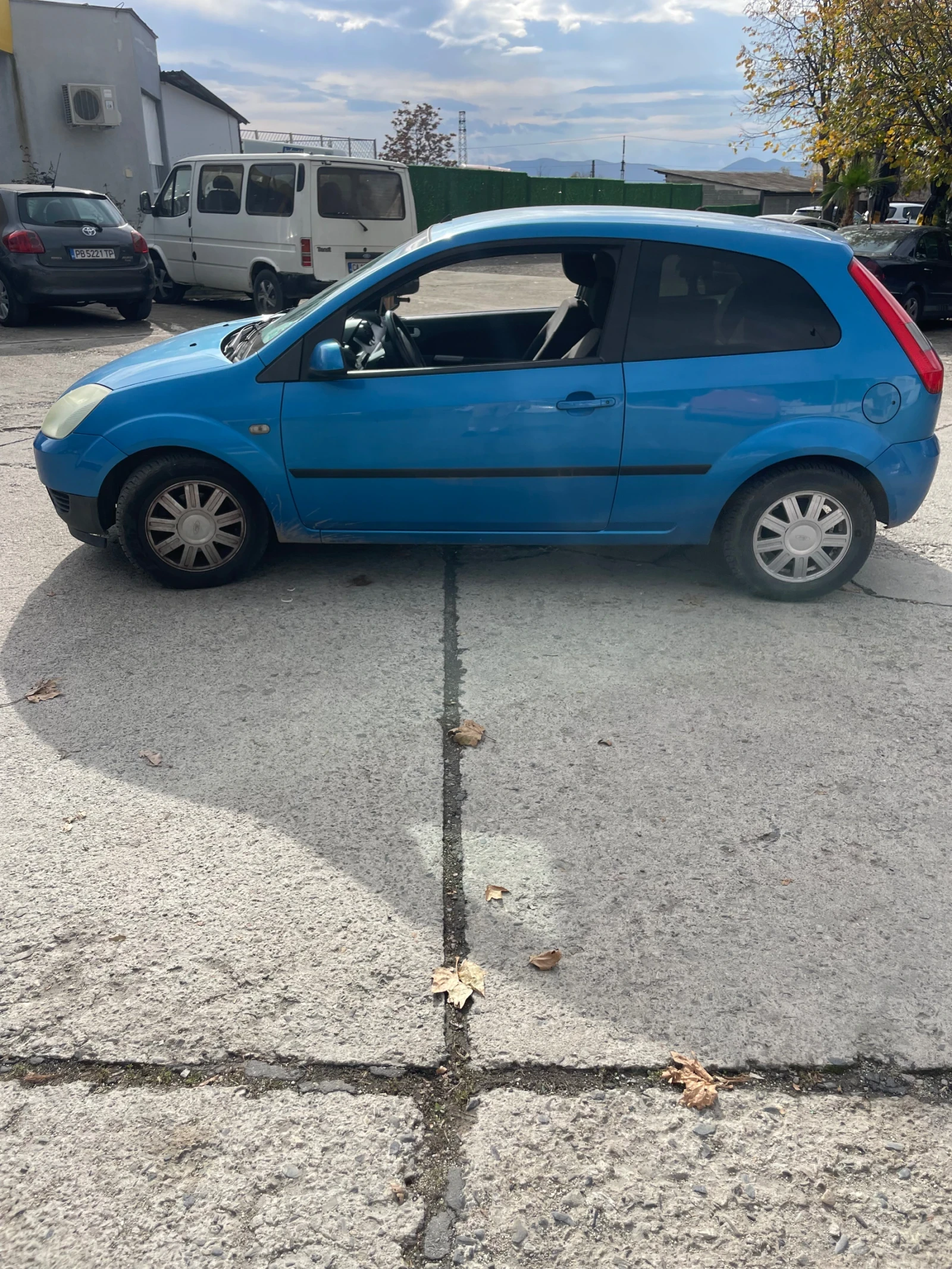 Ford Fiesta 1.6 TDCI 90 кс - изображение 2