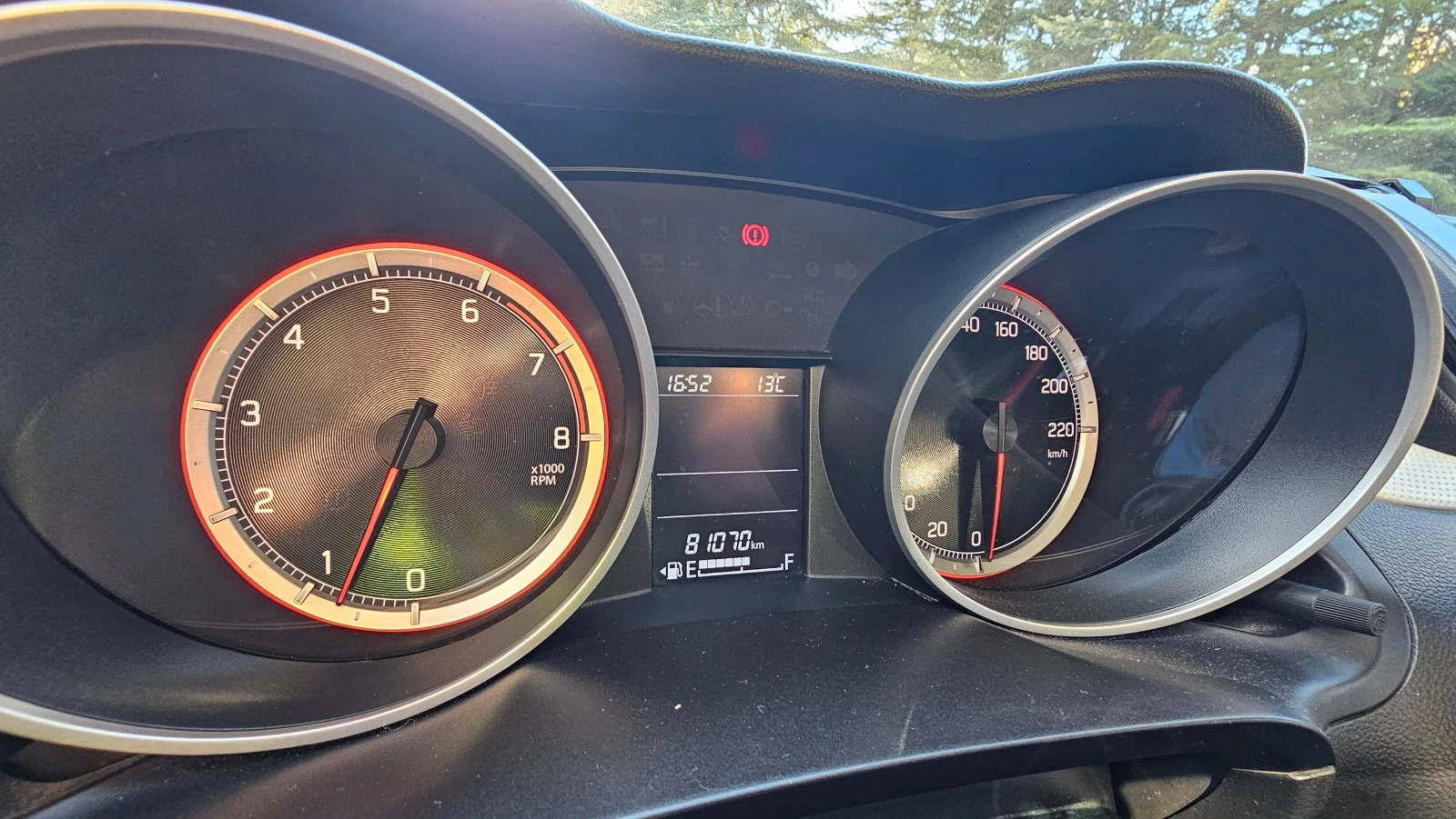 Suzuki Swift 1.2 бензин DualJet - изображение 4