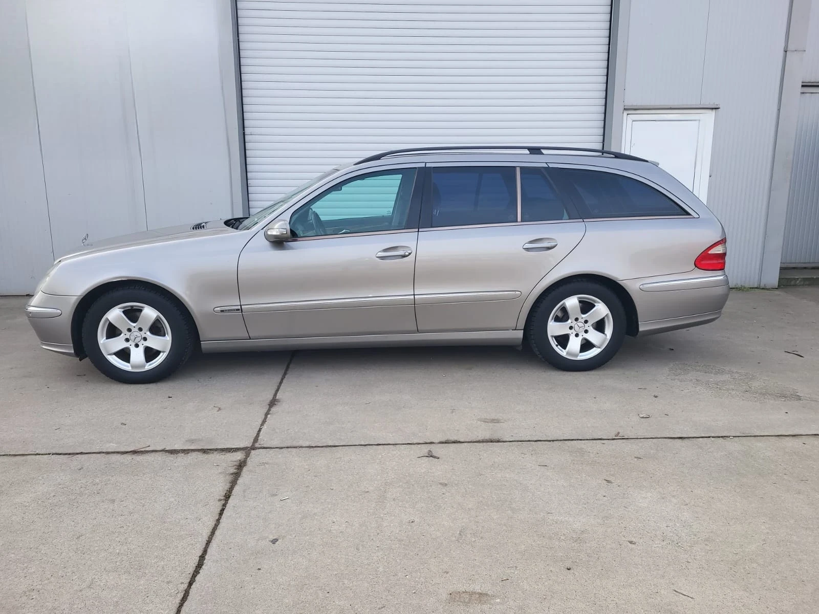 Mercedes-Benz E 270 CDI | Mobile.bg   4