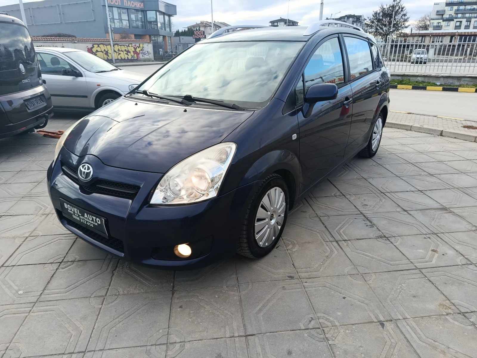 Toyota Corolla verso 2.2 D-4D 136 k. | Mobile.bg � ����������� 1