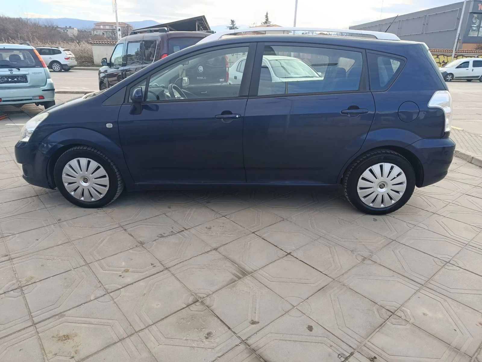 Toyota Corolla verso 2.2 D-4D 136 k. | Mobile.bg � ����������� 2