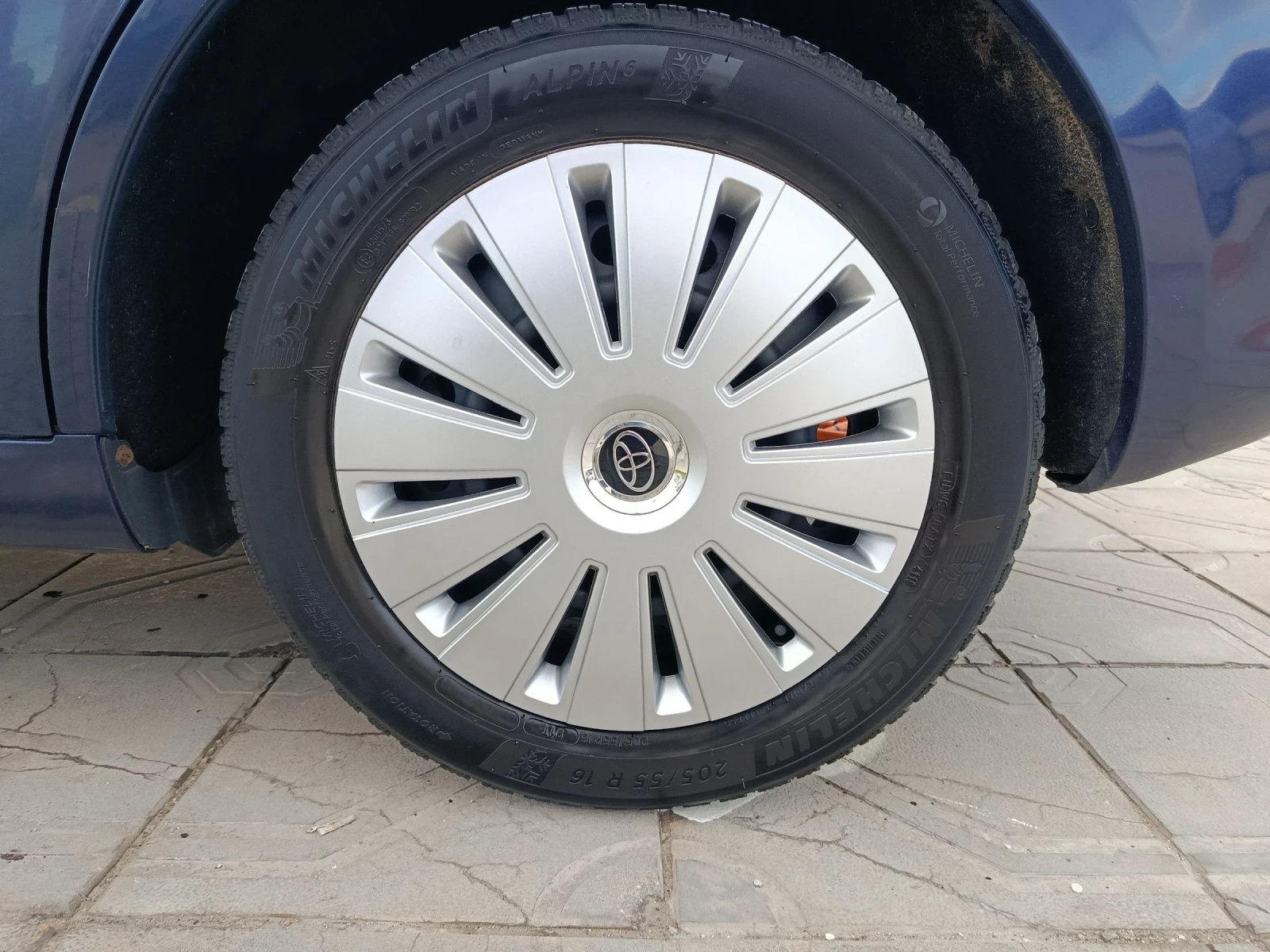 Toyota Corolla verso 2.2 D-4D 136 k. | Mobile.bg � ����������� 16