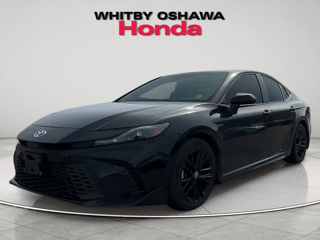 Toyota Camry SE FWD