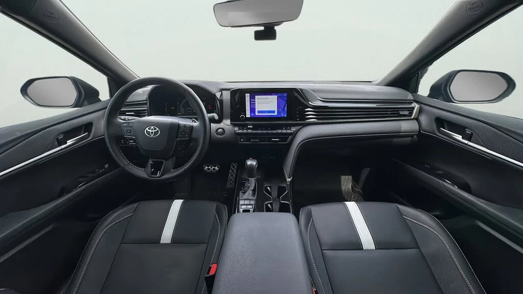 Toyota Camry SE FWD, снимка 10 - Автомобили и джипове - 54367376