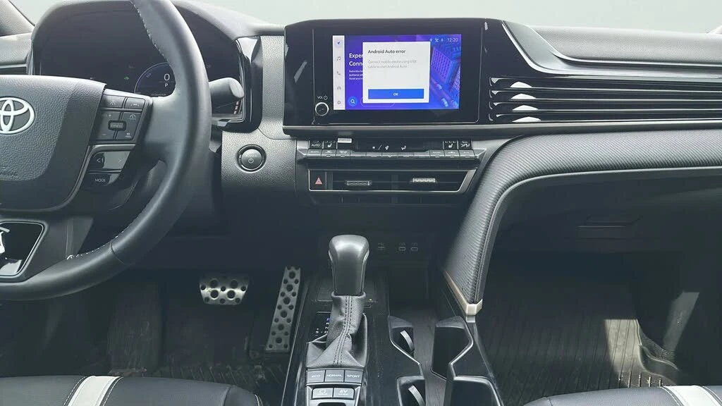 Toyota Camry SE FWD, снимка 11 - Автомобили и джипове - 54367376