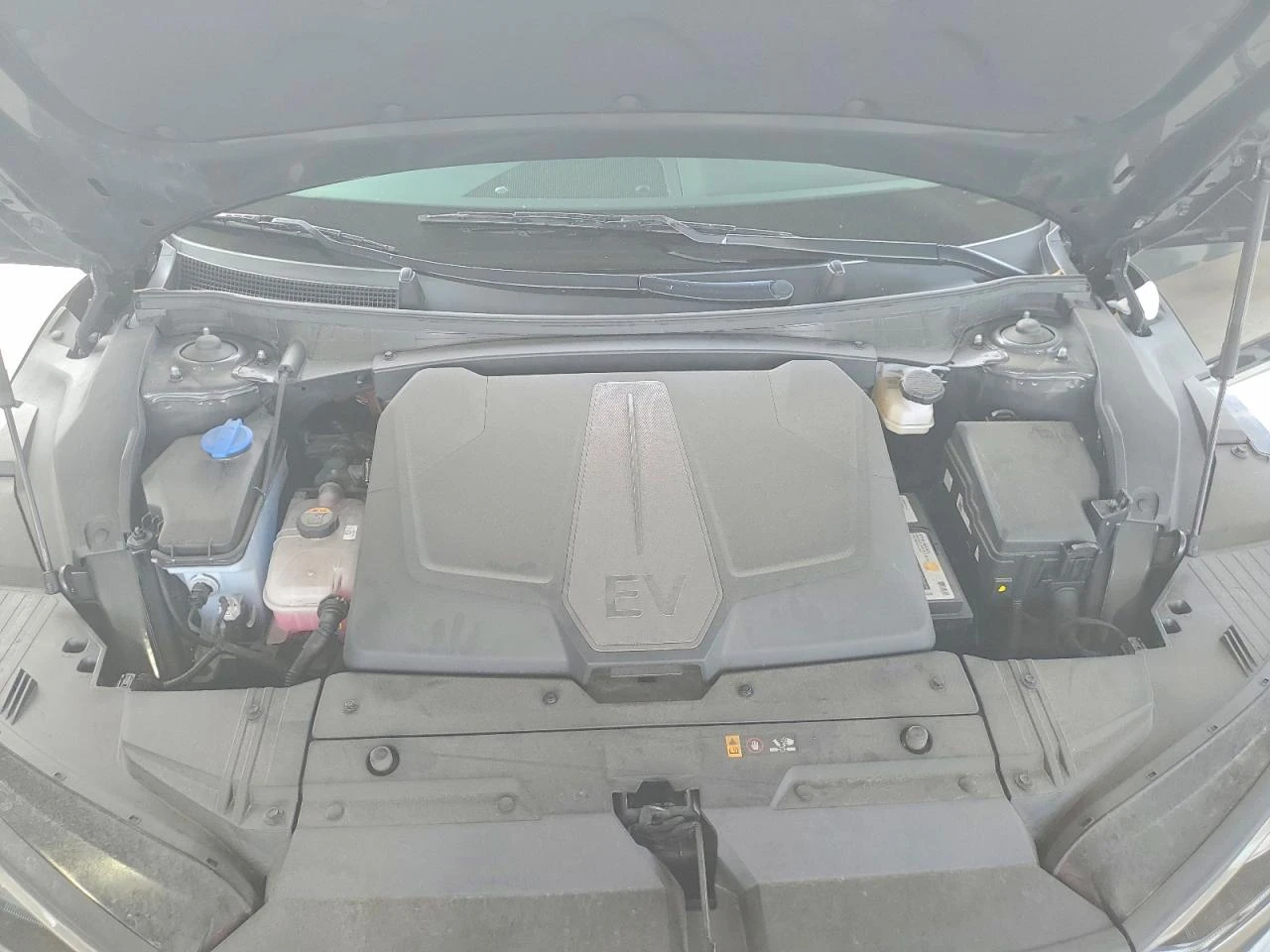Kia EV6 0.0l Wind, снимка 12 - Автомобили и джипове - 54655409