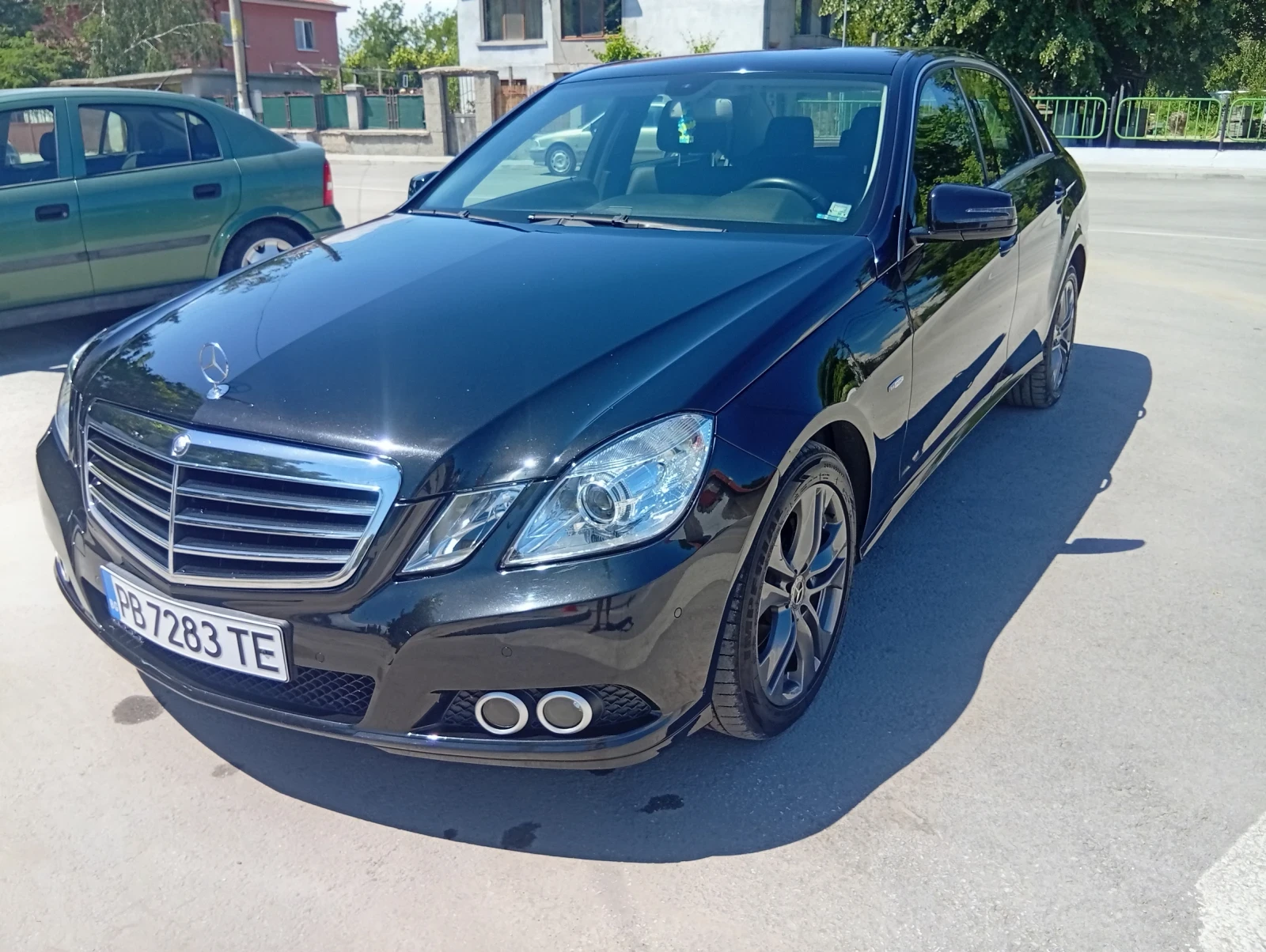 Mercedes-Benz E 220