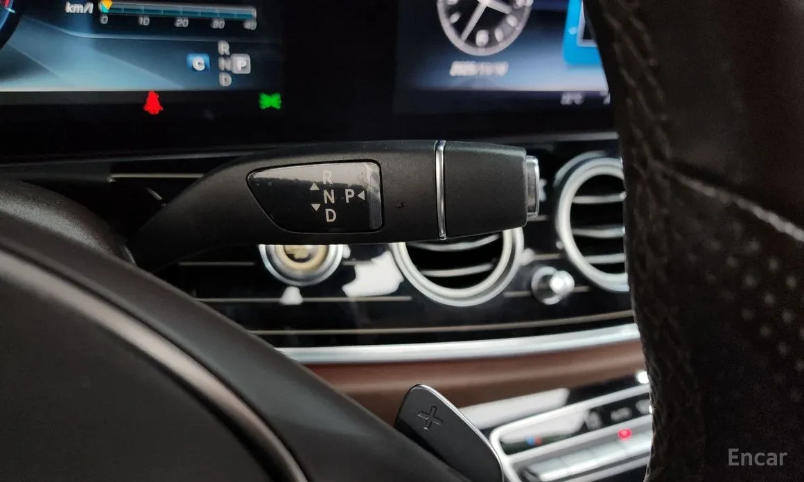 Mercedes-Benz E 400 4MATIC * DIS * ����� * BURM * 360 * HUD  | Mobile.bg � ����������� 9
