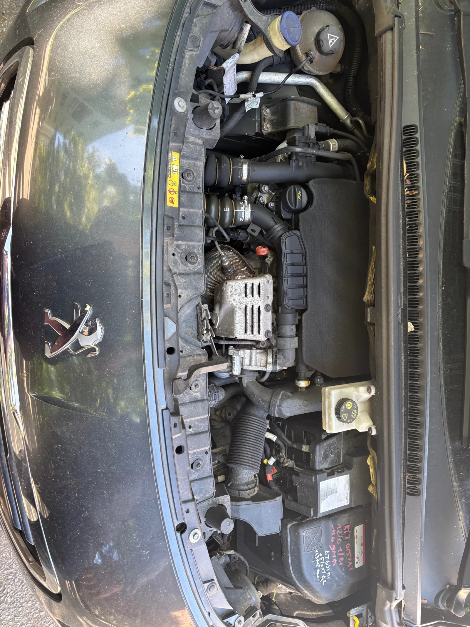 Peugeot 3008 1.2 turbo diesel , снимка 11 - Автомобили и джипове - 54719720