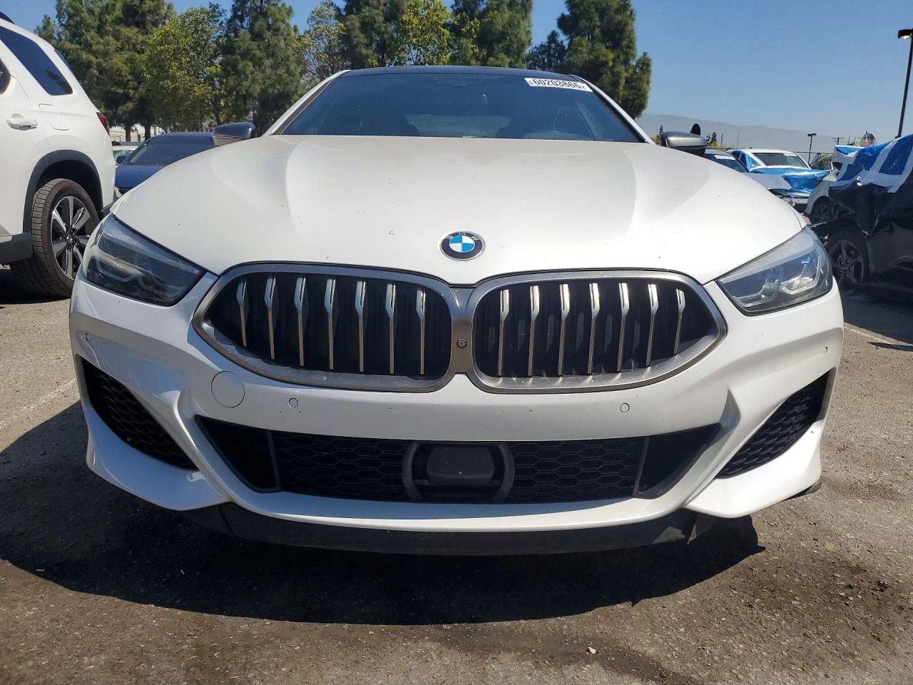 BMW 850 M850* XDRIVE* DISTRONIC* ПОДГРЕВ* ОБДУХВАНЕ* 360* , снимка 3 - Автомобили и джипове - 55277677