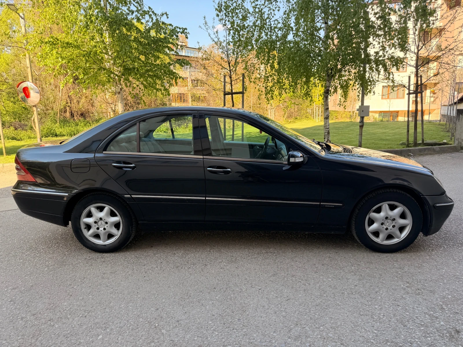 Mercedes-Benz C 220 CDI / АВТОМАТ, снимка 8 - Автомобили и джипове - 55311018