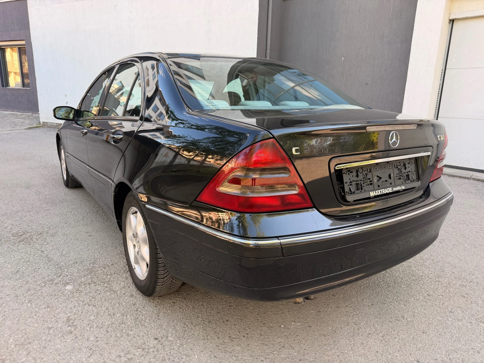 Mercedes-Benz C 220 CDI / АВТОМАТ, снимка 5 - Автомобили и джипове - 55311018