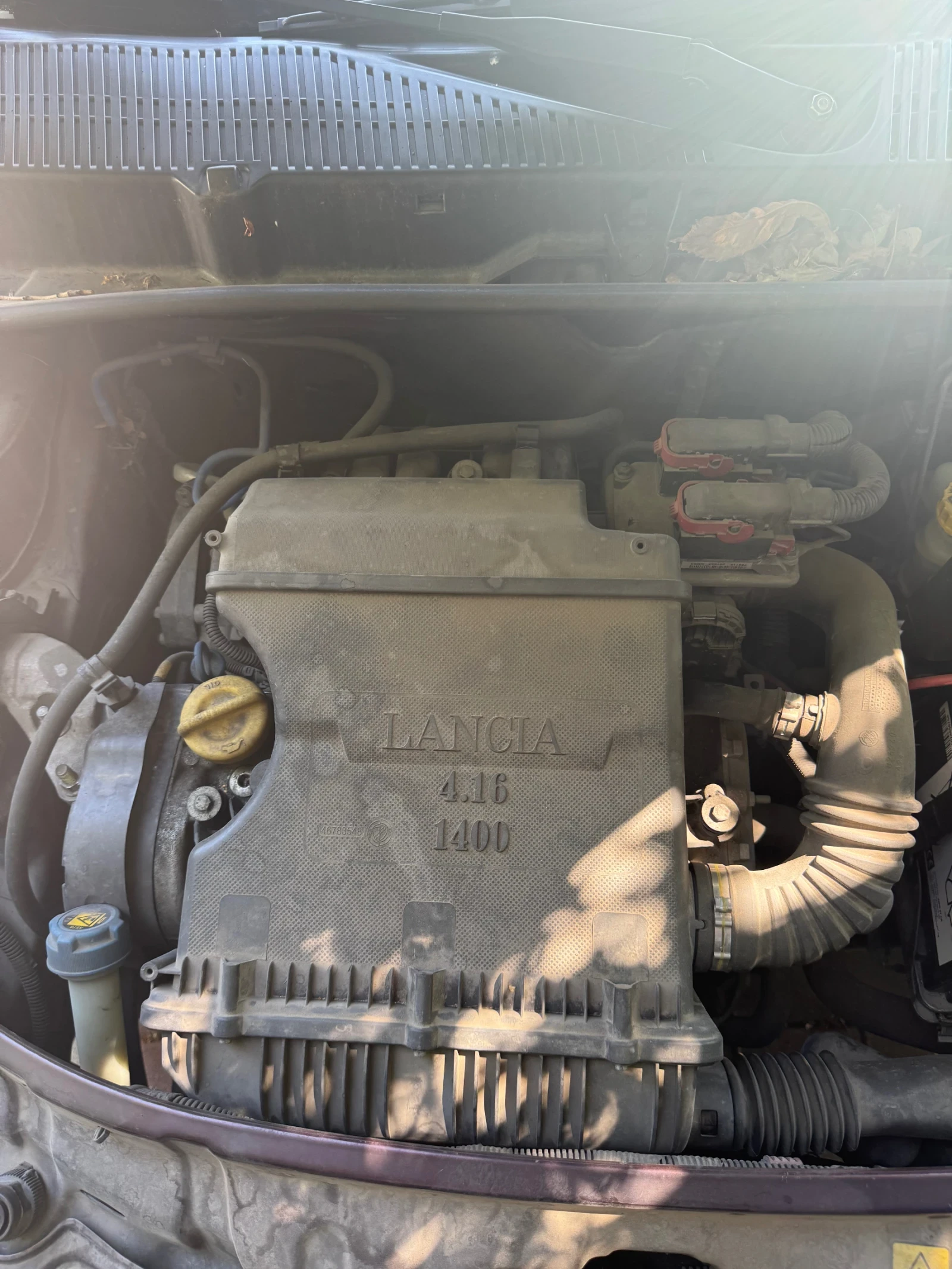 Lancia Ypsilon, снимка 17 - Автомобили и джипове - 55316961