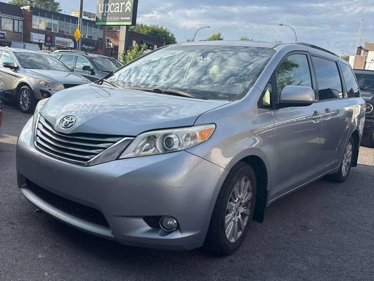 Toyota Sienna * XLE * АВТОКРЕДИТ БЕЗ ПЪРВОНАЧАЛНА ВНОСКА* 