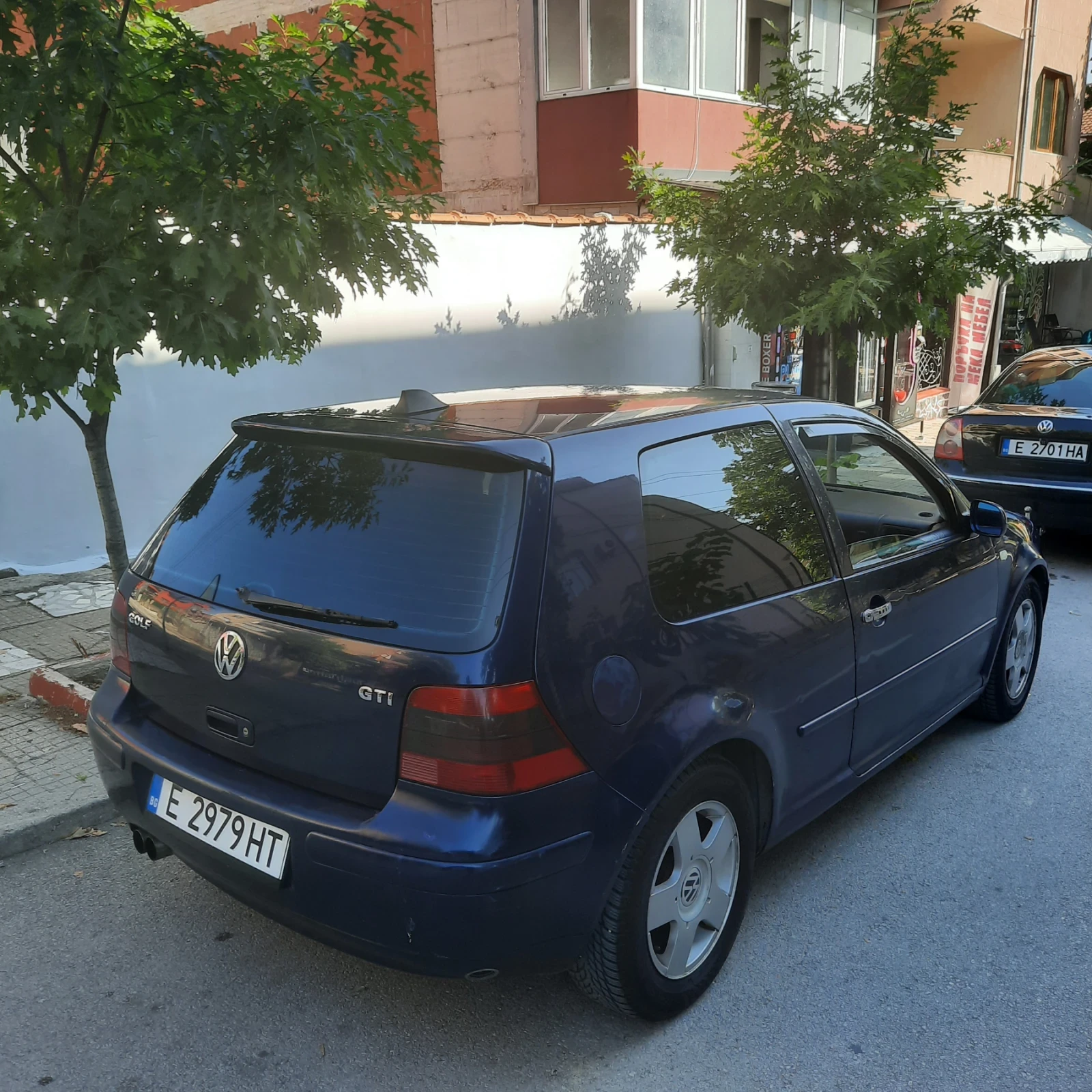VW Golf 1.6 105, снимка 2 - Автомобили и джипове - 55473416
