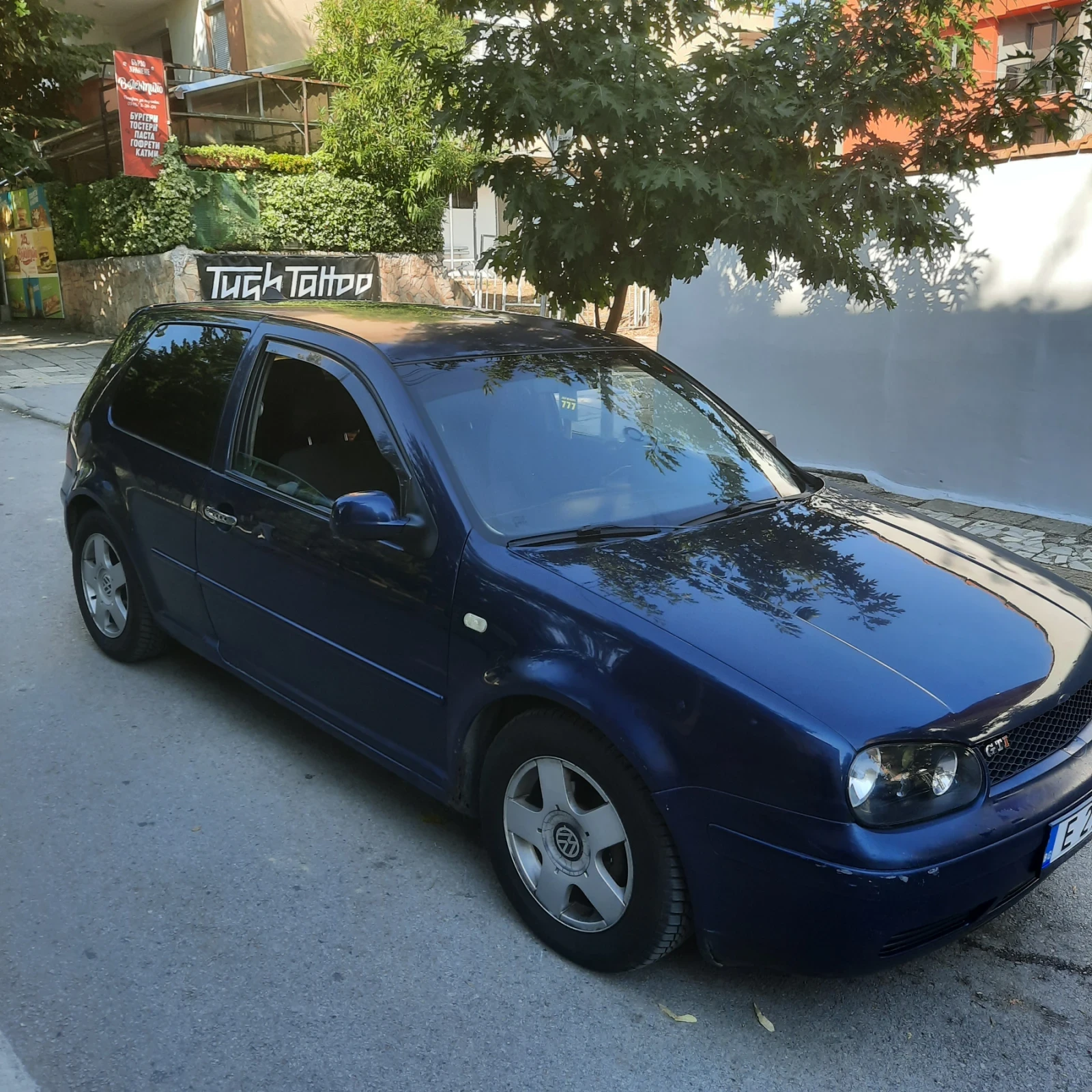 VW Golf 1.6 105