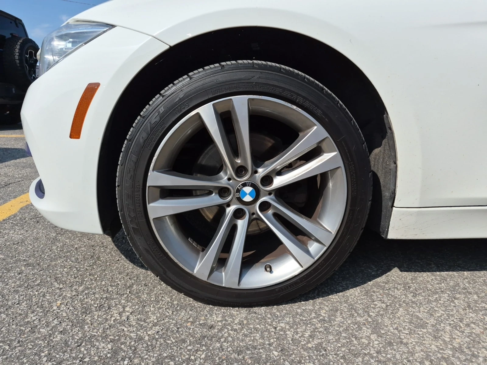 BMW 330 * xDrive * LED фарове * CARFAX * , снимка 14 - Автомобили и джипове - 55841646