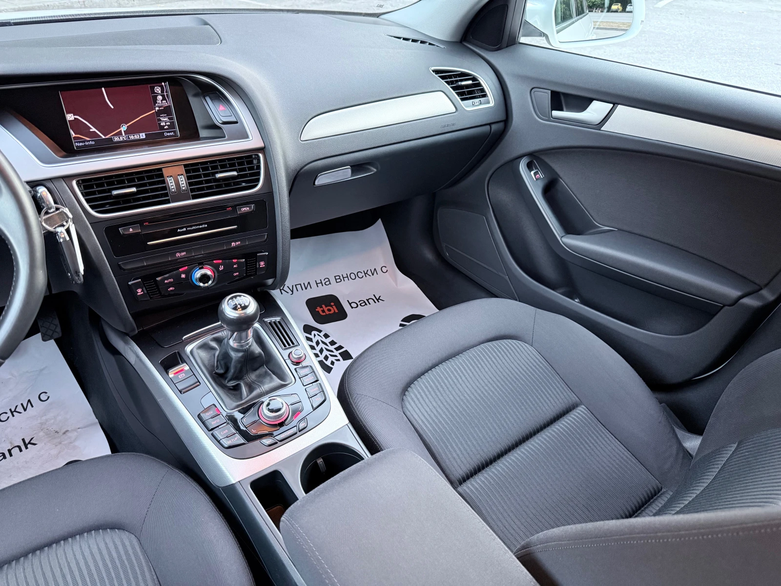 Audi A4 B8.5* 2.0TDI* FACELIFT* NAVI* LED* BiXenon* Euro5B, снимка 12 - Автомобили и джипове - 56134247