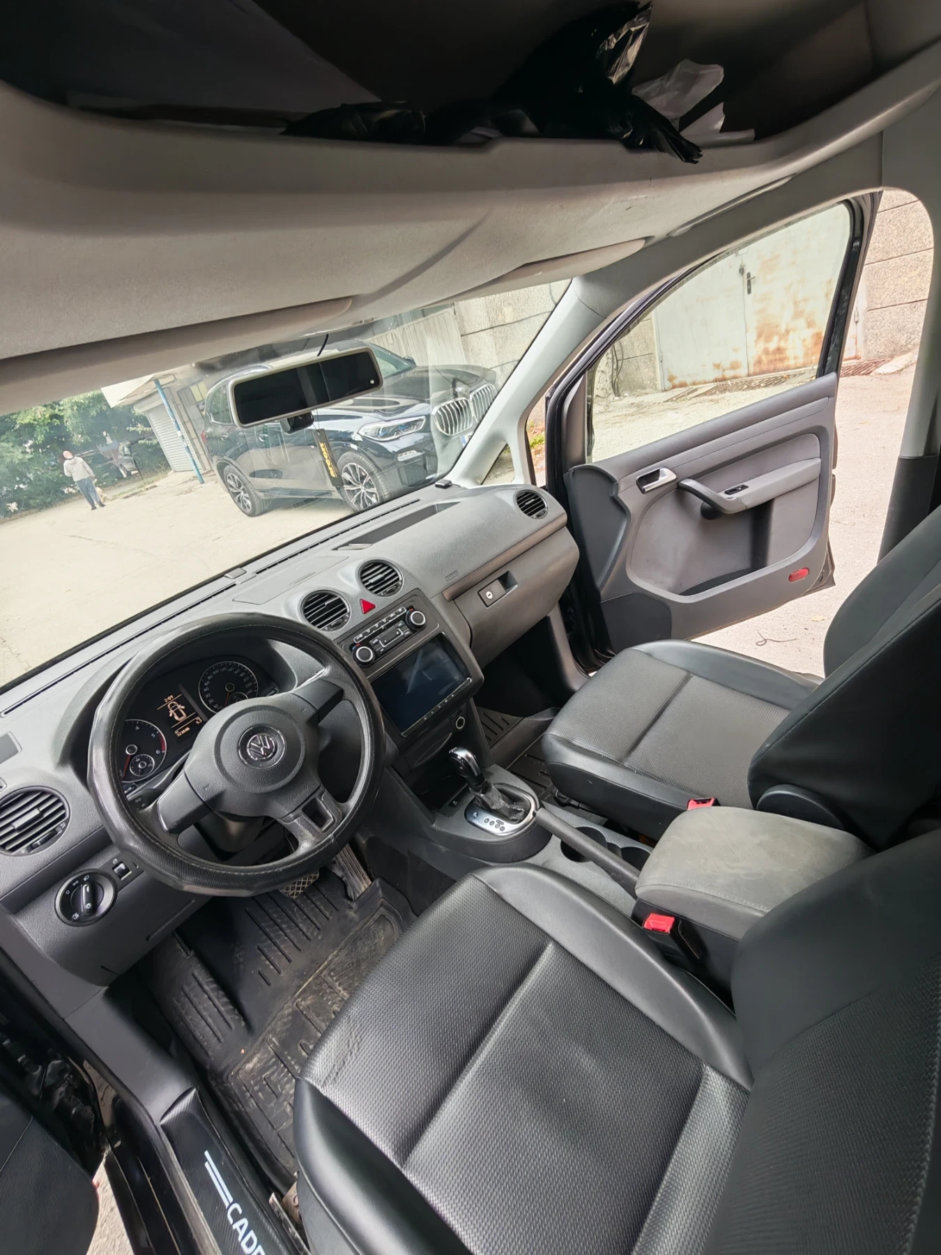 VW Caddy 5места, снимка 4 - Автомобили и джипове - 56188704