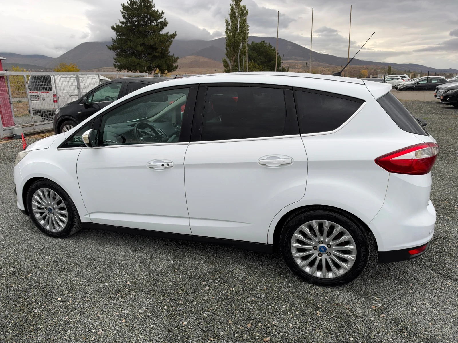Ford C-max (KATO НОВА), снимка 9 - Автомобили и джипове - 56725928