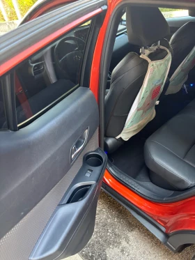 Toyota C-HR Orange Edition 2.0 184 к.с. - 51000 лв. - 73047653 10