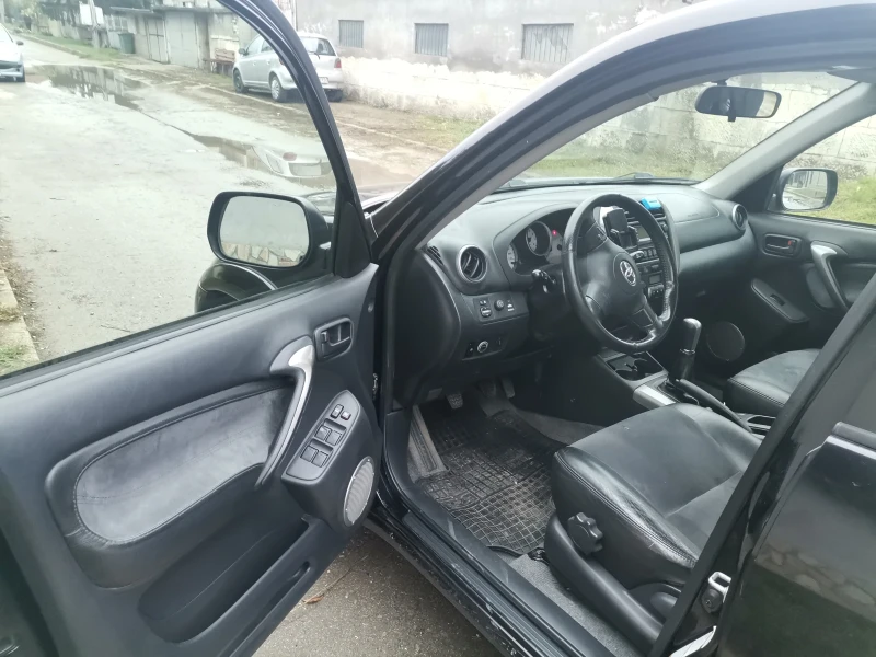 Toyota Rav4, снимка 7 - Автомобили и джипове - 47553052