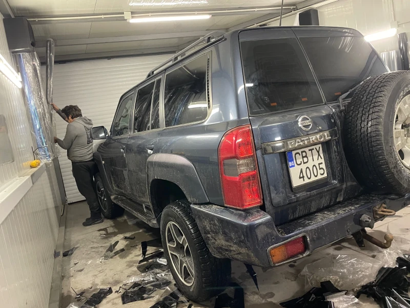 Nissan Patrol, снимка 10 - Автомобили и джипове - 48510219