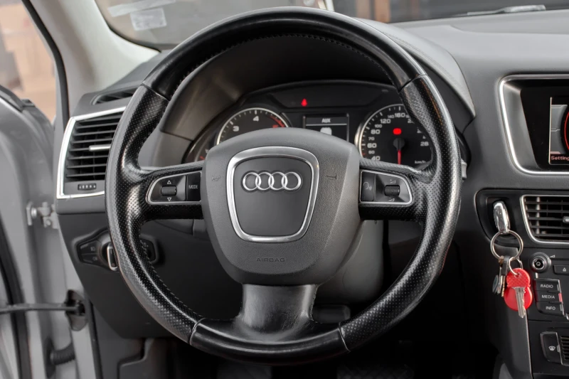 Audi Q5 3.0TDI/QUATTRO/MMI, снимка 9 - Автомобили и джипове - 48786162