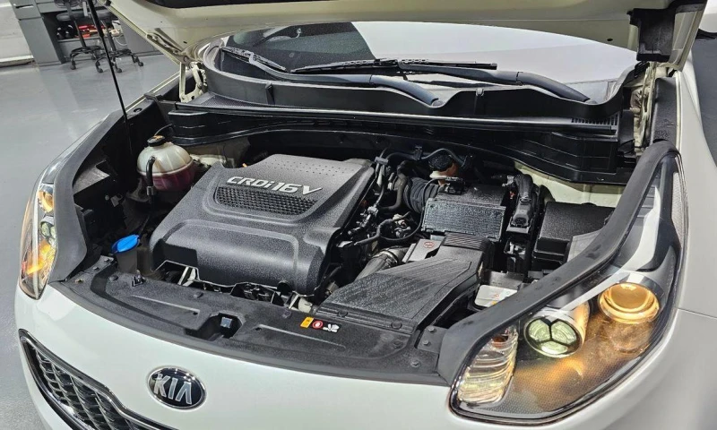 Kia Sportage Diesel 2wd Trendy  * НАЙ-ДОБРА ЦЕНА В БЪЛГАРИЯ* , снимка 6 - Автомобили и джипове - 52035118