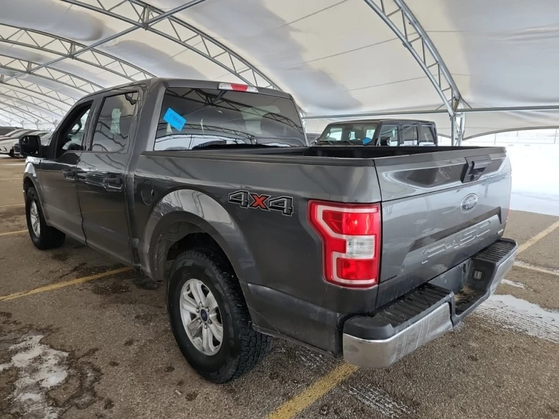 Ford F150 * XLT CREW CAB SHORT BED * CARFAX * ЦЕНА ДО БГ, снимка 4 - Автомобили и джипове - 52827242