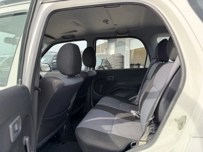 Daihatsu Terios 1.3i 4x4 KLIMA, снимка 11 - Автомобили и джипове - 53573840