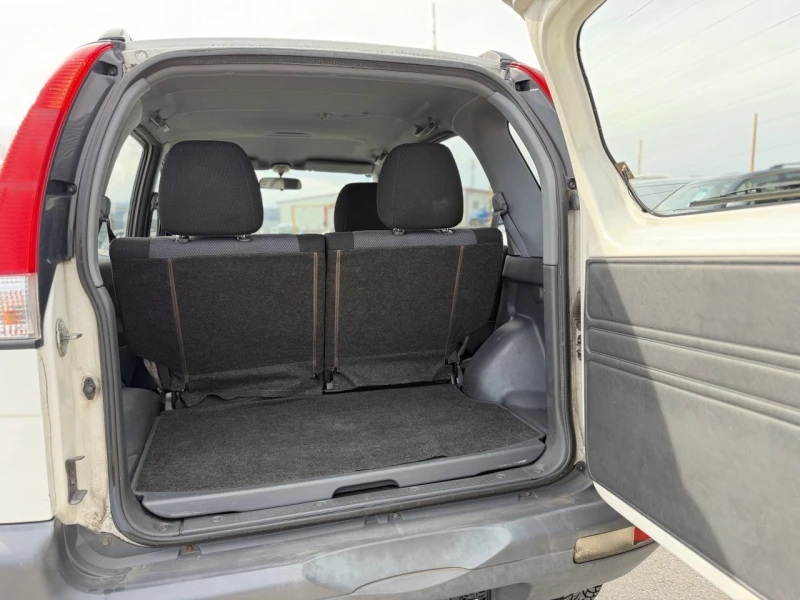 Daihatsu Terios 1.3i 4x4 KLIMA, снимка 16 - Автомобили и джипове - 53573840