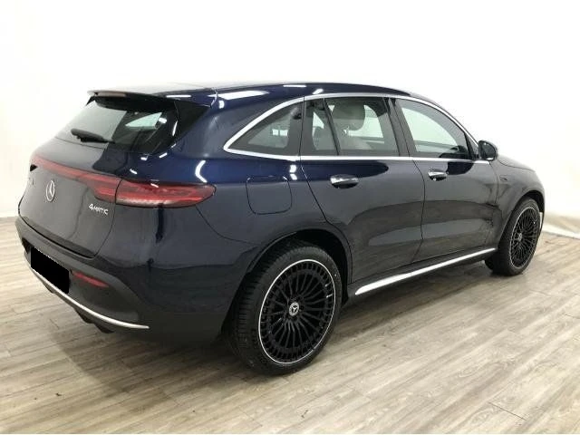 Mercedes-Benz EQC * 400* 4M* AMG* DISTR* MEMORY* 360CAM* , снимка 3 - Автомобили и джипове - 48245464