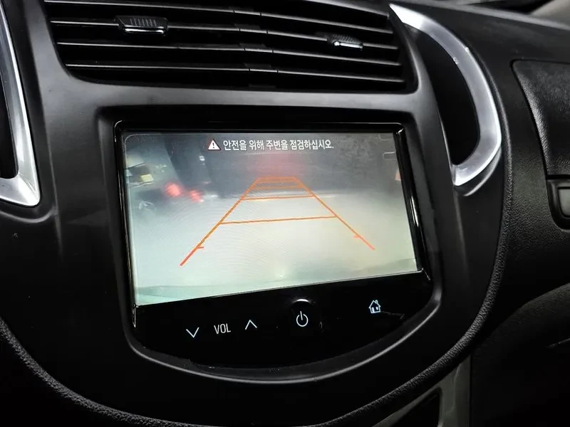 Chevrolet Trax 1.4, снимка 15 - Автомобили и джипове - 54330251