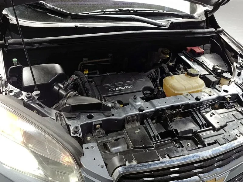 Chevrolet Trax 1.4, снимка 6 - Автомобили и джипове - 54330251