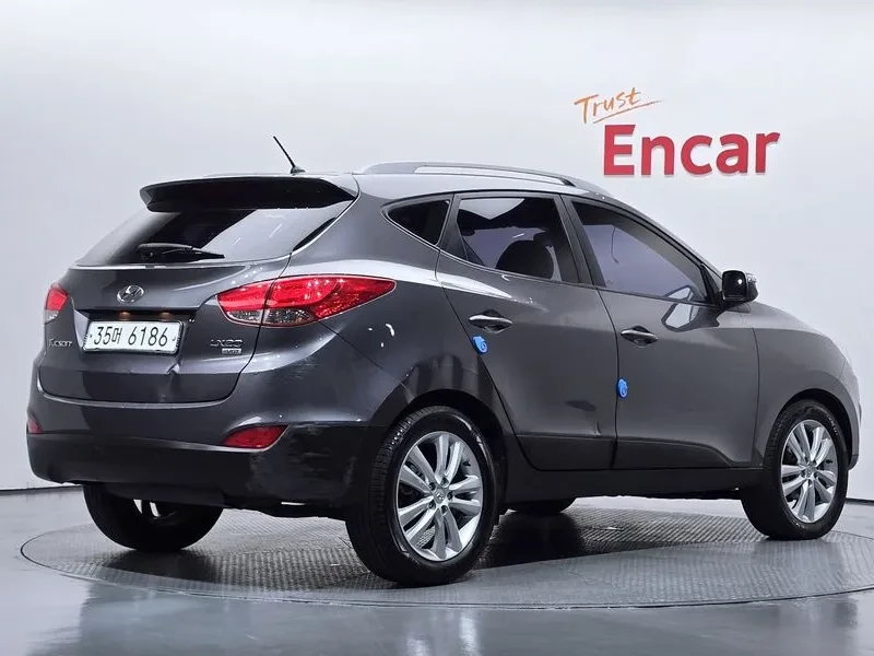 Hyundai Tucson  Ix Diesel 2Wd Lx20 Luxury, снимка 2 - Автомобили и джипове - 55898485