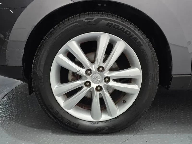 Hyundai Tucson  Ix Diesel 2Wd Lx20 Luxury, снимка 5 - Автомобили и джипове - 55898485