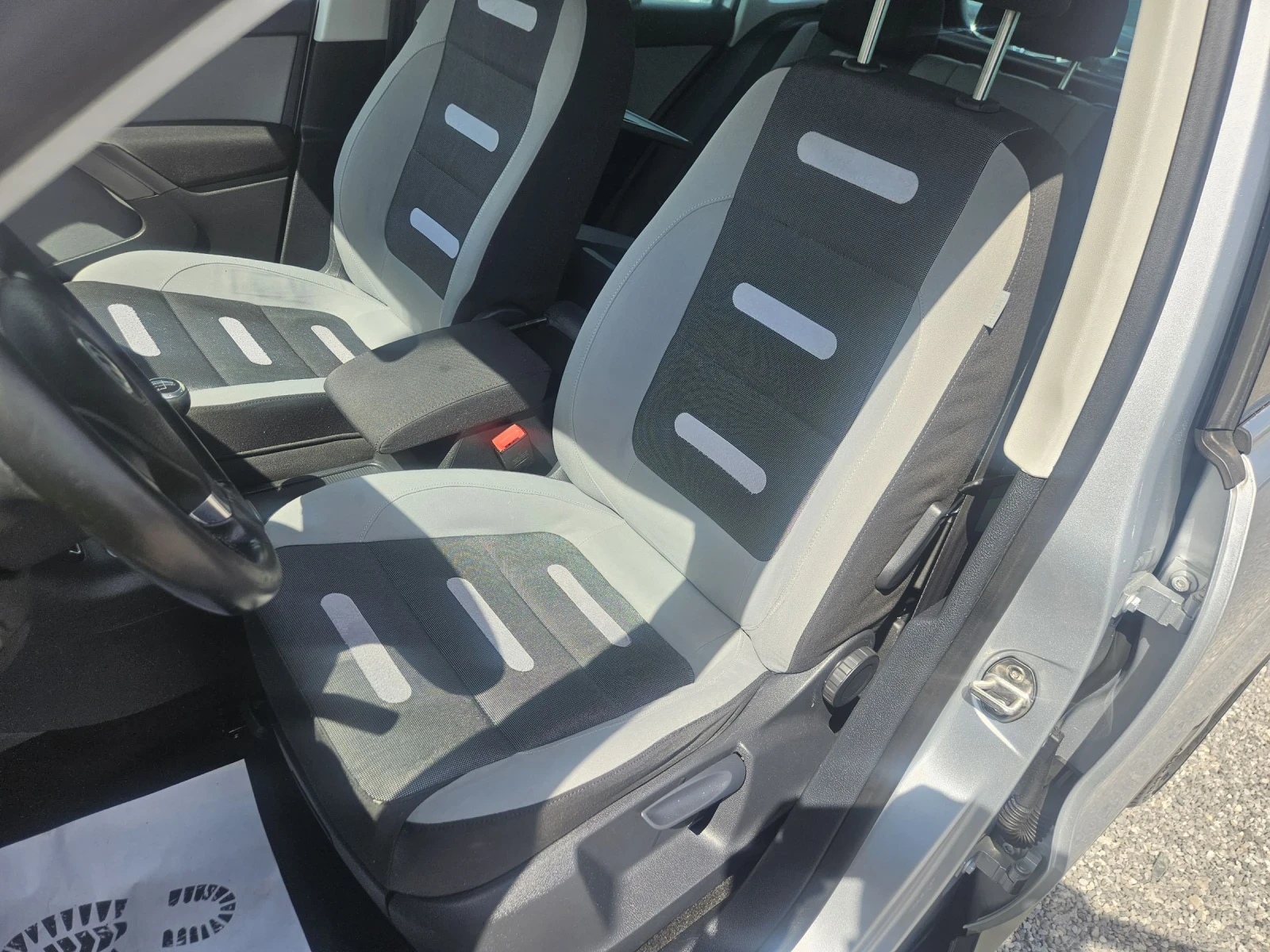 VW Tiguan 2.0 TDI 4X4 - изображение 9