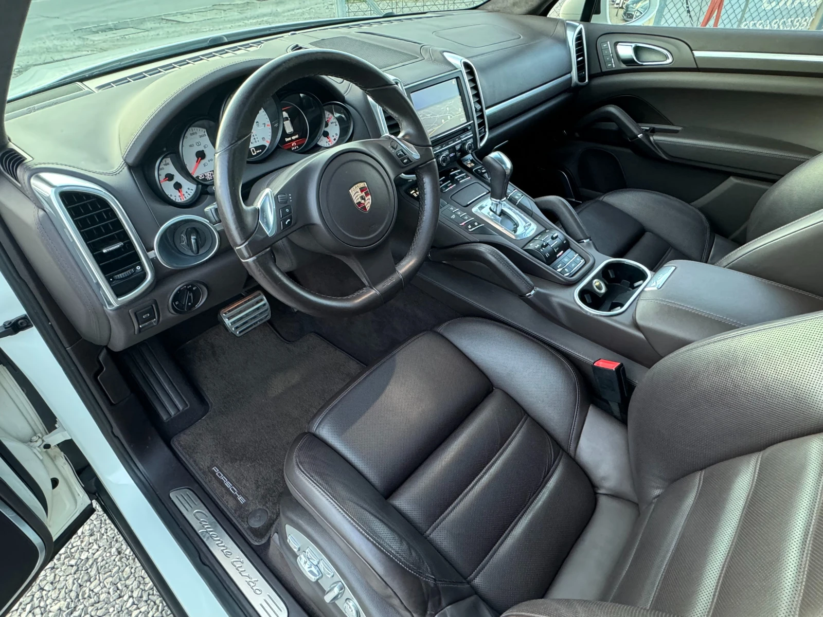 Porsche Cayenne Turbo ! Напълно обслужена! SWISS ! - изображение 8