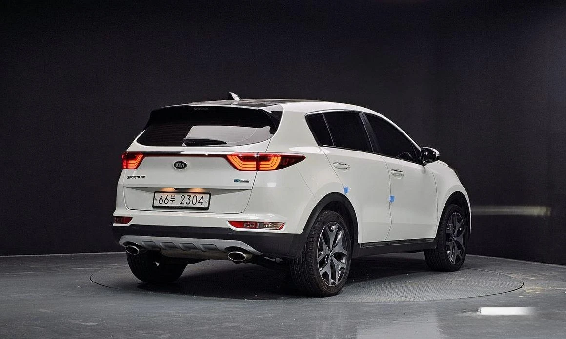 Kia Sportage Diesel 2wd Trendy  * НАЙ-ДОБРА ЦЕНА В БЪЛГАРИЯ*  - изображение 2