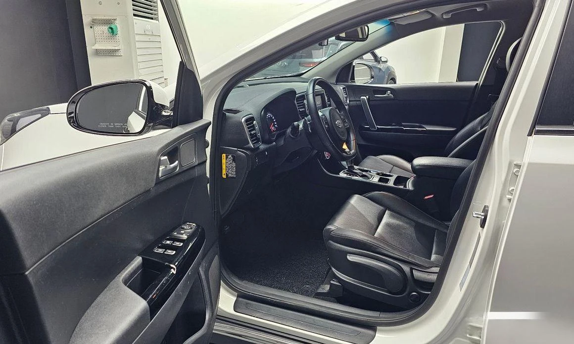 Kia Sportage Diesel 2wd Trendy  * НАЙ-ДОБРА ЦЕНА В БЪЛГАРИЯ*  - изображение 10