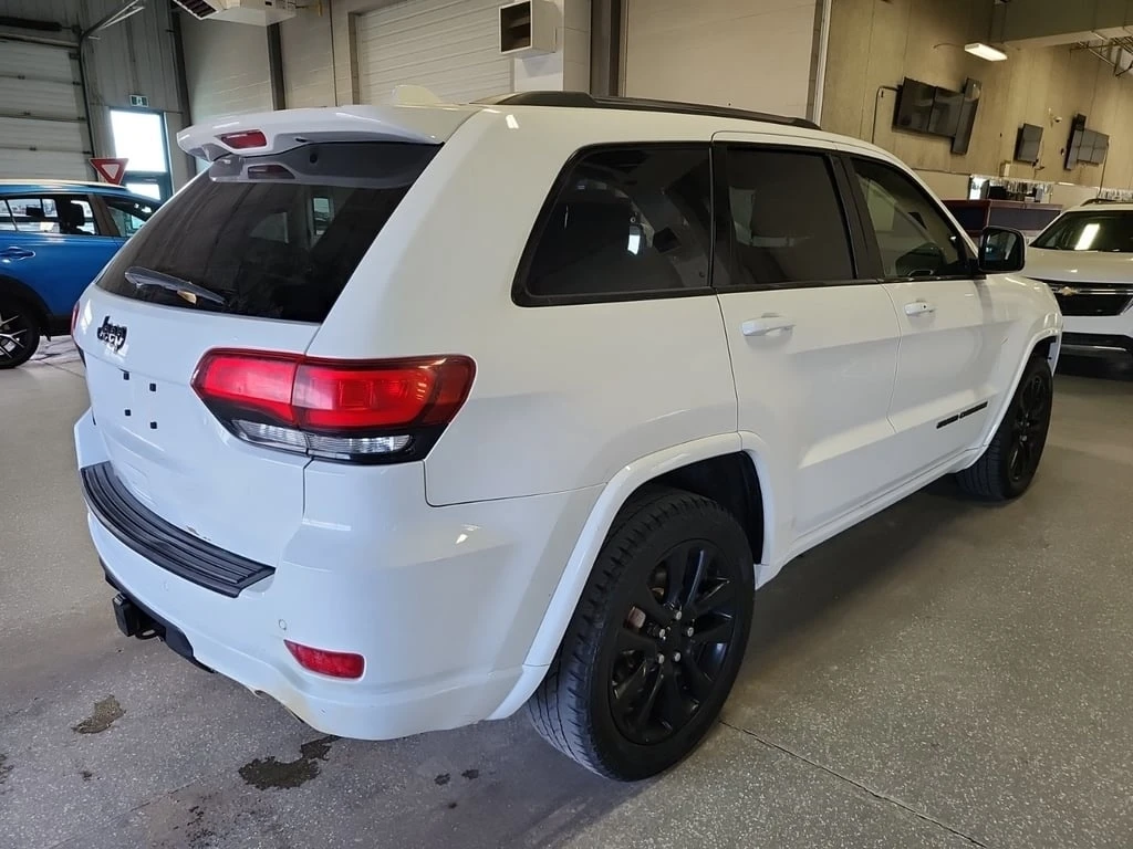 Jeep Grand cherokee * ALTITUDE * CARFAX * БЕЗ ПЪРВОНАЧАЛНА ВНОСКА - изображение 3