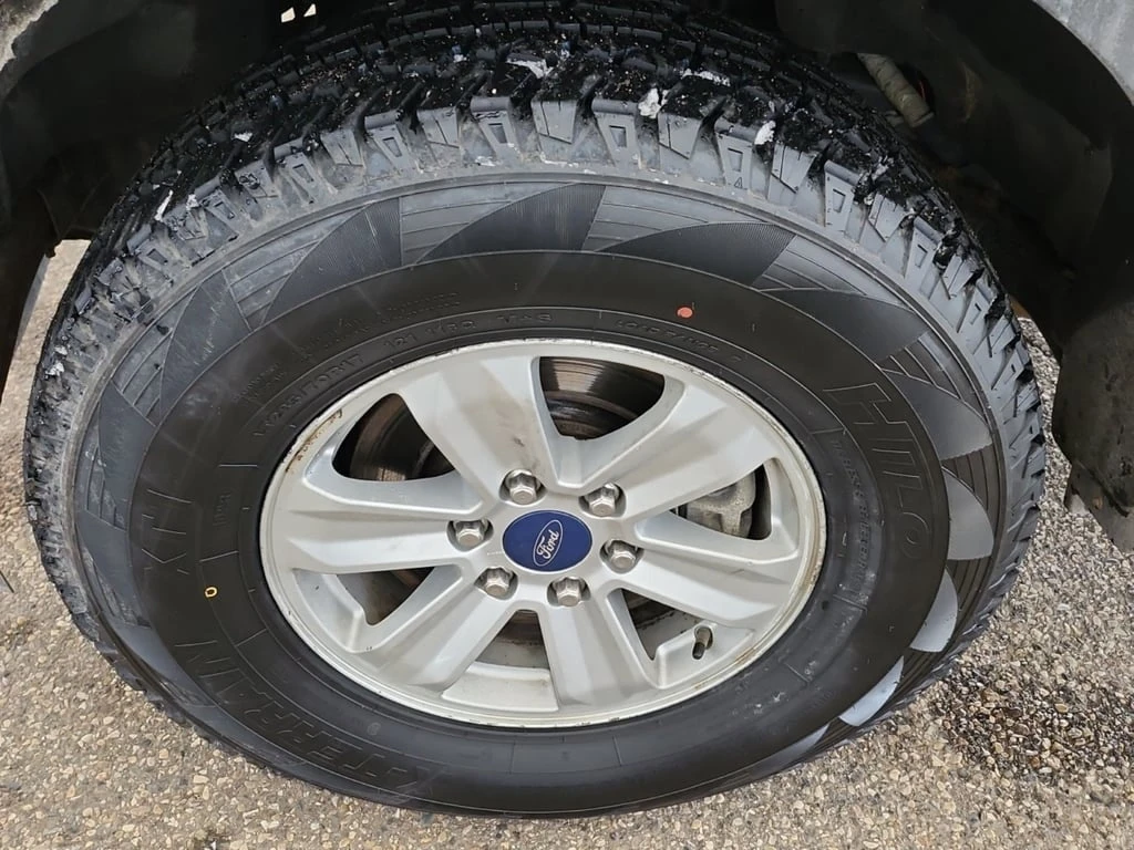 Ford F150 * XLT CREW CAB SHORT BED * CARFAX * ���� �� �� | Mobile.bg � ����������� 11