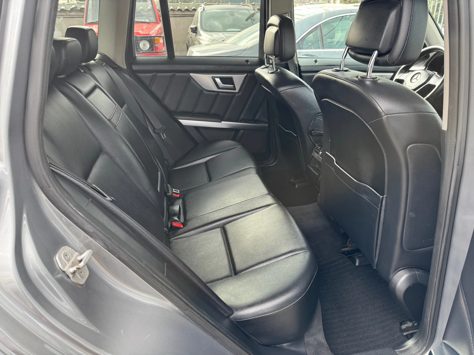 Mercedes-Benz GLK, снимка 13 - Автомобили и джипове - 53878535