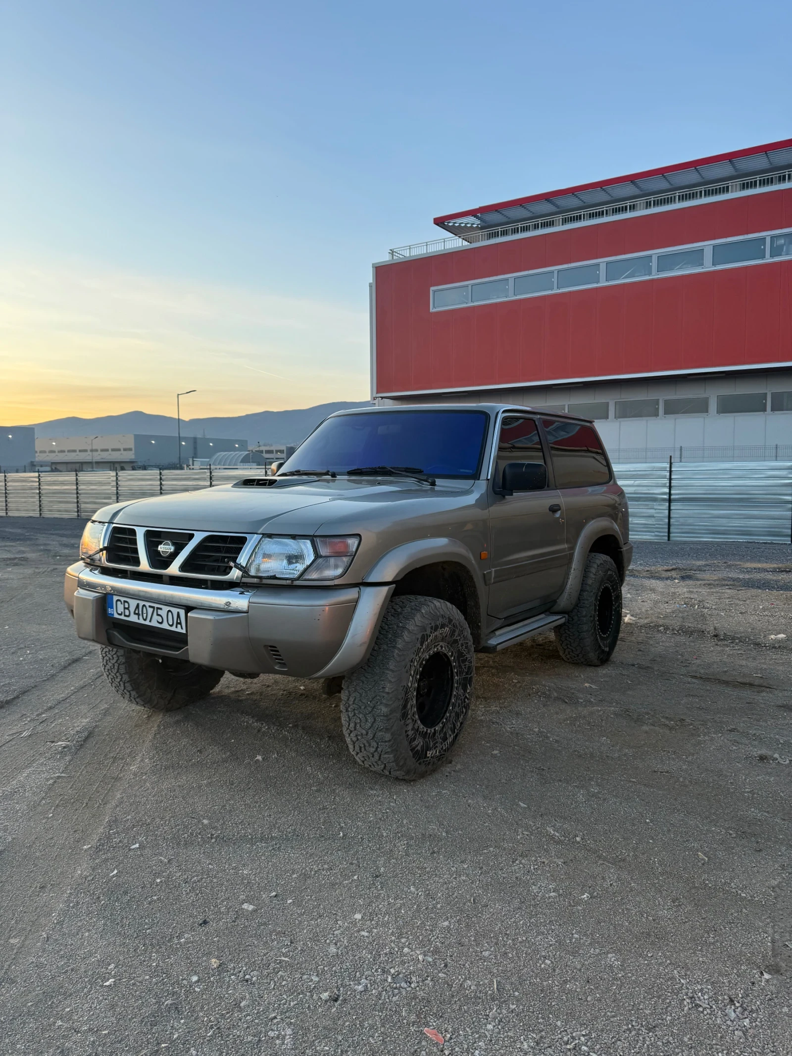 Nissan Patrol 3.0d без ръжда, снимка 7 - Автомобили и джипове - 54115674