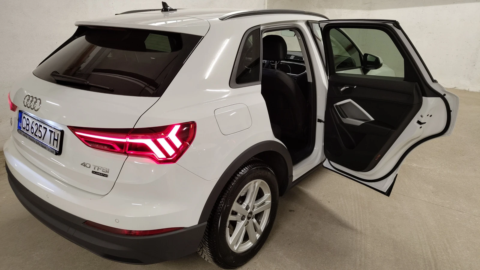 Audi Q3 40 TFSI quattro, снимка 4 - Автомобили и джипове - 54217818