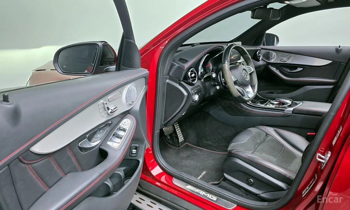 Mercedes-Benz GLC 43 AMG 4MATIC* COUPE* BURMESTER* HEAD-UP* CARBON* 360 CAM, снимка 8 - Автомобили и джипове - 54230227