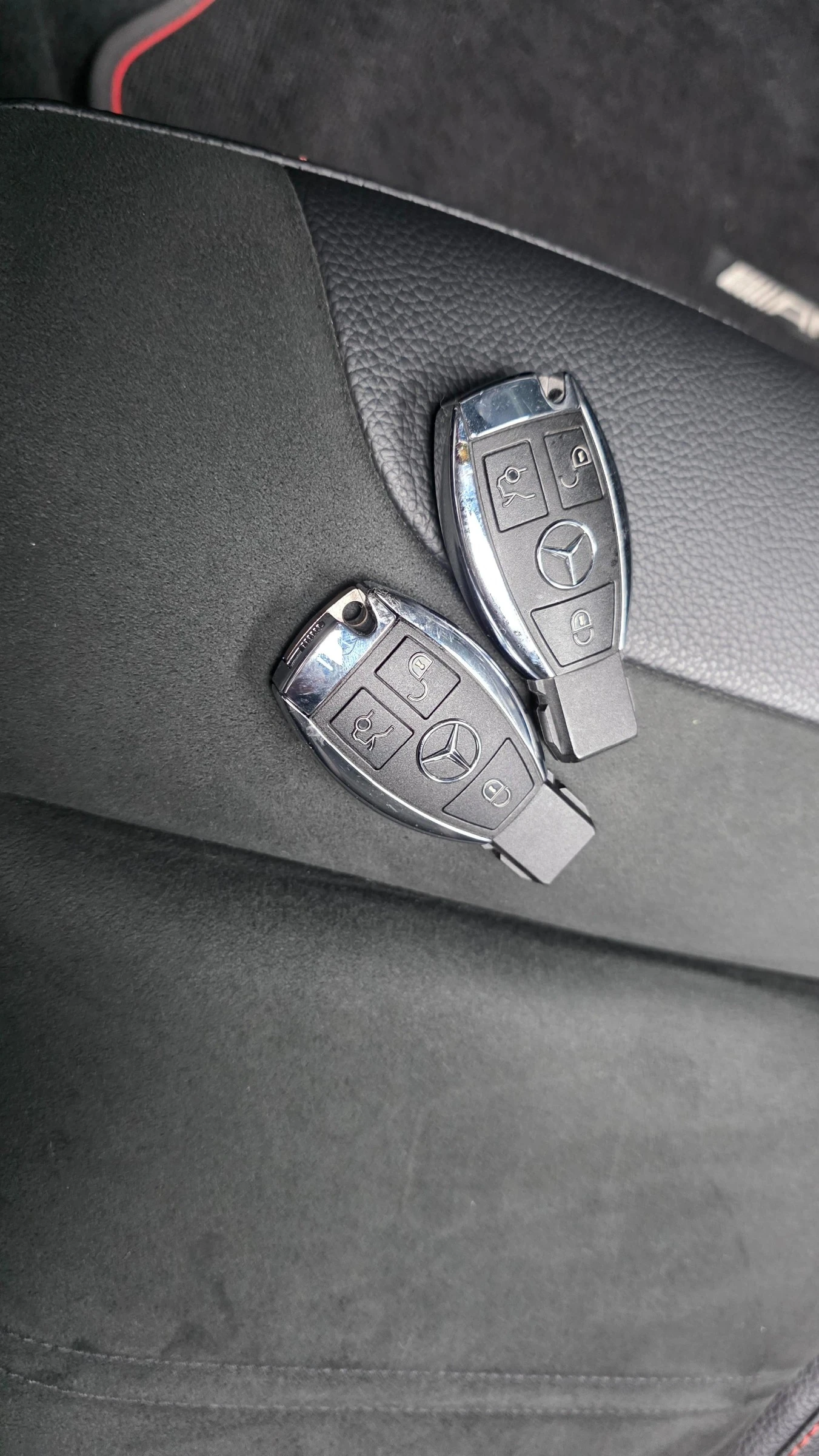 Mercedes-Benz GLC 43 AMG 4MATIC* COUPE* BURMESTER* HEAD-UP* CARBON* 360 CAM, снимка 17 - Автомобили и джипове - 54230227