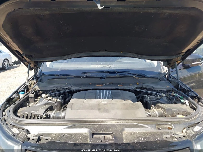 Land Rover Discovery 3.0l Se, снимка 10 - Автомобили и джипове - 54383994