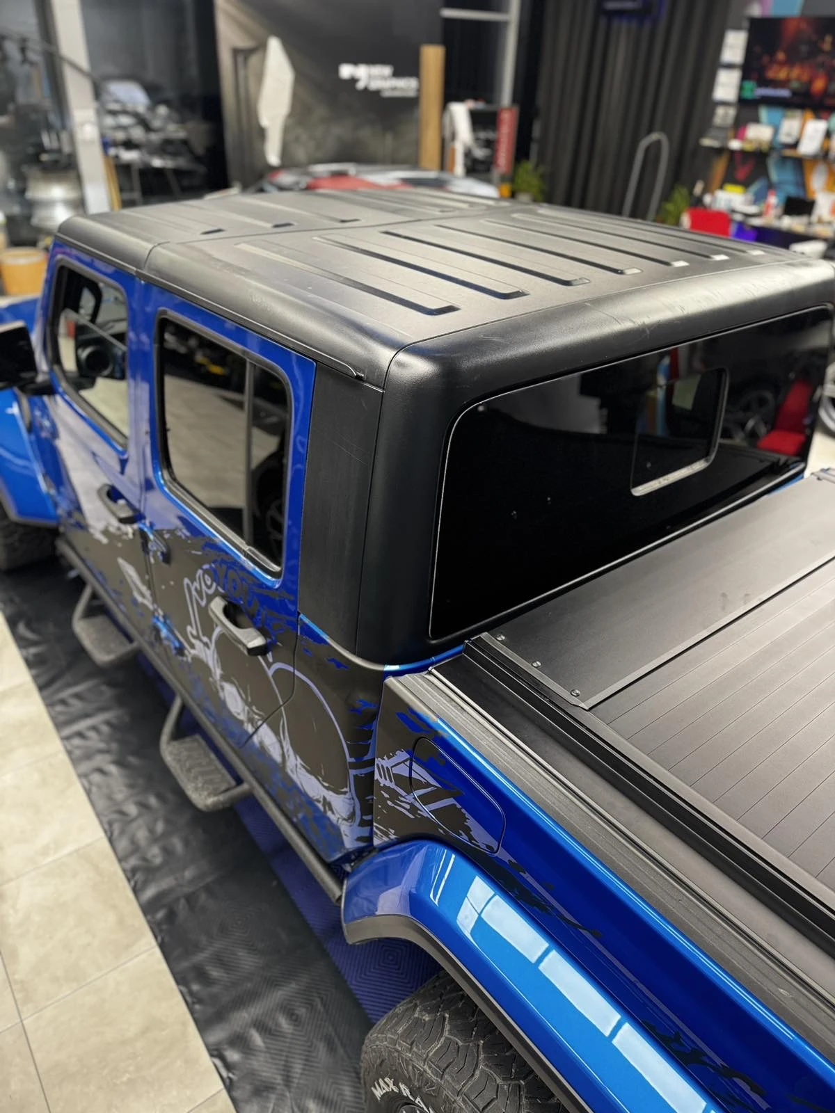 Jeep Gladiator, снимка 8 - Автомобили и джипове - 54905546